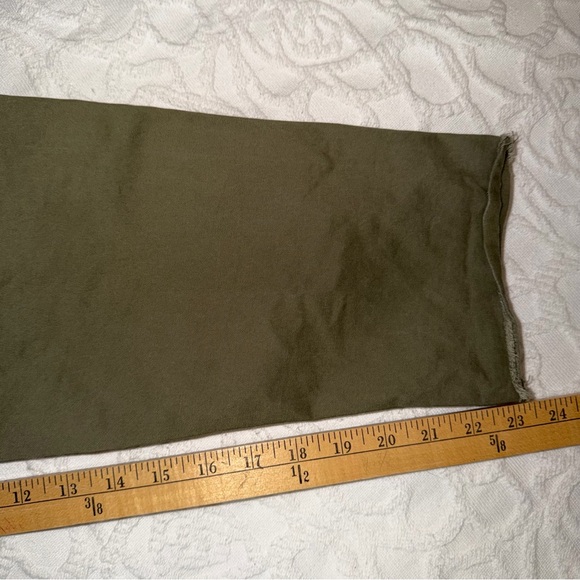 Banana Republic Girlfriend Fit Authentic Chino Petite Ankle Pants - Picture 9 of 11